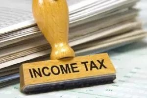 Hardoi News: घर में खाने को महीने भर का अनाज नहीं, आयकर विभाग ने भेजा दिया सात करोड़ का नोटिस, हलकान में मजदूर  