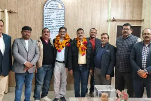 बाराबंकी : यूपी विद्यालय निरीक्षक संघ की नई कार्यकारिणी का गठन, अश्वनी प्रताप सिंह अध्यक्ष व संजय राय बने मंत्री