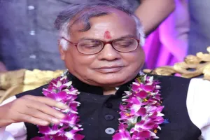 बरेली : जिलाधिकारी अविनाश सिंह के पिता दिनेश बहादुर का निधन, कल प्रयागराज में होगा अंतिम संस्कार