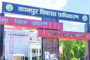कानपुर में अवैध प्लाटिंग पर गरजा केडीए का बुलडोजर, 11 बीघा पर ध्वस्तीकरण और सीलिंग की कार्रवाई 