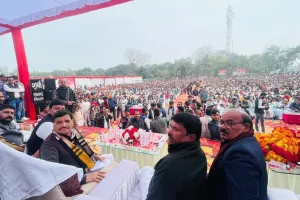 पहले डबल इंजन टकराते थे, अब डिब्बे भी टकरा रहे : शिवपाल यादव