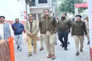 बाराबंकी : फाल्गुनी मेले की तैयारियों का एसपी ने लिया जायजा, कहा- श्रद्धालुओं की सुरक्षा में न बरती जाए लापरवाही