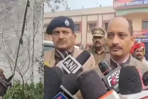 कन्नौज जिला जेल में चल रही थी पार्टी, चकमा देकर दो कैदी 22 फीट ऊंची दीवार कूद कर फरार, चार सस्पेंड