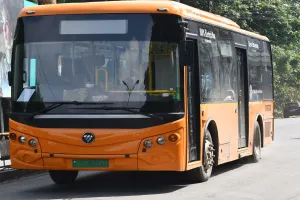 Bareilly : सिटी बसों का किराया आज से हुआ आधा...पांच रुपये में कर सकेंगे सफर