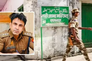 संभल हिंसा मामलाः CJM का ट्रांसफर रद्द हो... ASP के खिलाफ FIR दर्ज कराने की मांग उठी, हजरतगंज में छात्र संगठनों का प्रदर्शन