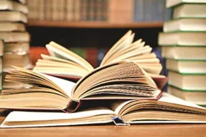 Good News: छात्रों को सस्ते दरों पर मिलेंगी यूपी बोर्ड की पुस्तकें, बुकस्टॉल जारी