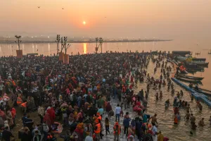 Basant Panchami 2026: देश में दिखी बसंत पंचमी की धूम, 2.10 करोड़ श्रद्धालुओं ने गंगा और संगम में लगाई डुबकी 