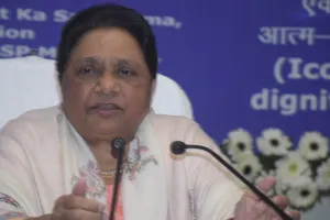  बसपा सरकार ने केवल घोषणाएं नहीं कीं, बल्कि योजनाओं को जमीन पर उतारा : मायावती