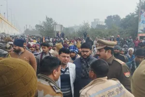 फिरोजाबाद में उमड़ा हजारों का हुजूम :  अग्निवीर की अंतिम यात्रा में हुए शामिल, पश्चिम बंगाल में तैनाती के दौरान मौत