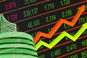 Stock market closed:  शेयर बाजार में उछाल, 5 दिनों की गिरावट के बाद 302 अंक चढ़ा सेंसेक्स, लगातार बिकवाली ने तेजी को रखा सीमित 