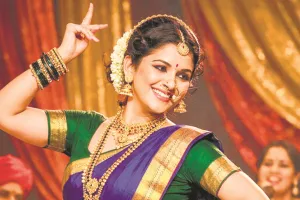 लोकायन लावणी:  महाराष्ट्र की जीवंत लोक कला