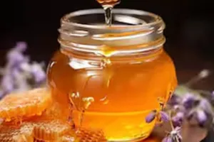  वैज्ञानिक फैक्ट: शहद के दीर्घायु होने का विज्ञान