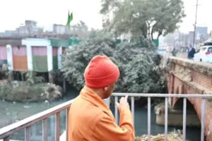 फोरलेन निर्माण में लाएं तेजी...  CM योगी के निर्देश, निर्माणाधीन गोरखपुर-पिपराइच फोरलेन मार्ग का योगी ने किया निरीक्षण