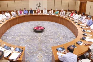 Modi Cabinet : पीएम मोदी के नेतृत्व में ‘सेवा तीर्थ’ से शासन के नए युग की शुरुआत, कैबिनेट ने देशवासियों की सेवा का लिया संकल्प 