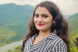 भोजपुरी गायिका अंतरा सिंह समेत दो लोगों के खिलाफ गैर जमानती वारंट और कुर्की का आदेश 