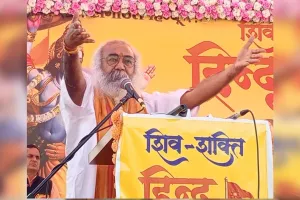 Rampur : आचार्य प्रमोद कृष्णम बोले न बंटने देंगे, न कटने देंगे