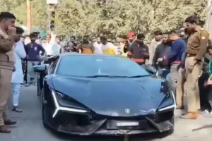 कानपुर : लैंबॉर्गिनी कार की टक्कर से छह राहगीरों घायल, प्राथमिकी दर्ज