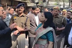 जौनपुर : दीवानी न्यायालय में बम धमकी से अफरा-तफरी, परिसर कराया गया खाली 