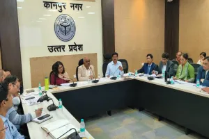 कानपुर : होली पर्व को लेकर डीएम ने की बैठक, सरकारी हॉस्पिटल के जिम्मेदारों को दिया यह बड़ा निर्देश