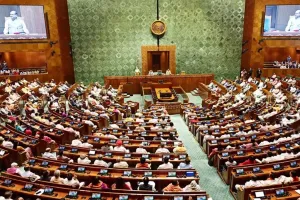 बजट सत्र 2026 : सत्ता पक्ष और विपक्ष के बीच सदन में जबरदस्त नोकझोंक, लोकसभा की कार्यवाही दिनभर के लिए स्थगित 