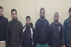 एक्शन में STF: स्कूलों को उड़ाने की धमकी और ऑनलाइन बेटिंग कर ने वालों का पर्दाफाश, 6 गिरफ्तार