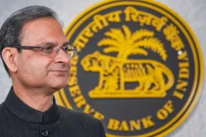 RBI ने रेपो रेट को 5.25% पर रखा स्थिर! लोन EMI में कोई राहत नहीं, बोले आरबीआई गवर्नर- अर्थव्यवस्था मजबूत बनी रहेगी