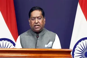 क्या भारत रूस से तेल खरीदना बंद करेगा? ट्रंप के दावे पर MEA ने दिया साफ जवाब