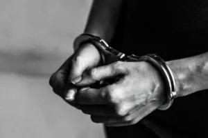 हरदोई पुलिस का रैपिड एक्शन... 9 घंटे में छात्रा पर जानलेवा हमला करने वाले मनचला गिरफ्तार 