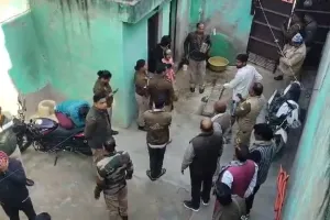 मथुरा में दिल दहला देने वाली घटना... एक ही परिवार के 5 सदस्यों ने जहर खाकर दी जान