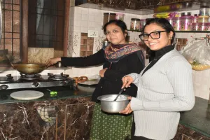 Bareilly : बजट से गृहणियों में बेचैनी...घरेलू खर्च में नहीं दिखी राहत 