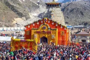  चारधाम यात्रा की तैयारियों पर जिलाधिकारी सख्त: पंजीकरण, ट्रैफिक, स्वास्थ्य एवं ठहराव व्यवस्थाओं को समय से दुरुस्त करने के निर्देश 