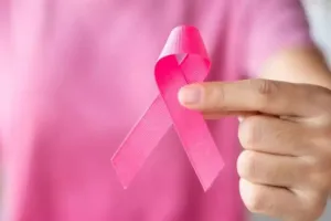  ‘उम्मीद की यात्रा’ ....विश्व कैंसर दिवस से पहले यूपी पर्यटन की संवेदनशील पहल, कैंसर मरीजों ने किया ‘लखनऊ दर्शन’