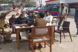 UP: सीएचसी में एमओआईसी से नोकझोंक, सपा विधायक के दामाद गिरफ्तार
