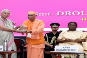 मानवता के लिए समर्पित चिकित्सा ही जीवन का पुनर्निर्माण : आनंदी बेन पटेल 