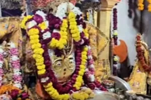 Chaitra Navratri : चैत्र नवरात्रि की महाअष्टमी आज, देवी मंदिरों में श्रद्धा का सैलाब 