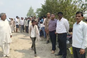 बाराबंकी में सनसनीखेज वारदात : विवाद के बाद आइसक्रीम विक्रेता का सिर धड़ से किया अलग, इलाके में हड़कंप 