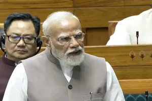 भारतीयों की सुरक्षा सर्वोपरि... लोकसभा में बोले पीएम मोदी- पश्चिम एशिया के कारण उपजे संकट का मिलकर करना है मुकाबला