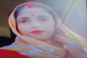 कानपुर : फंदे पर लटकता मिला महिला का शव, परिजनों ने हत्या का आरोप लगाया