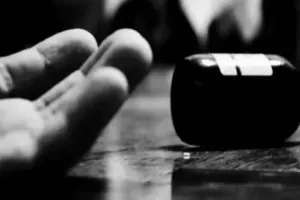 लड़की के पिता ने दर्ज कराया अपहरण का मुकदमा, होटल में किशोरी ने युवक संग जहरीला पदार्थ खाकर दी जान, इलाके में सनसनी