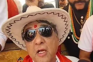 महाभारत टीवी सीरियल के भीष्म पहुंचे अयोध्या, शहीदों को दी श्रद्धांजलि, रामलला के दरबार में लगाई हाजिरी