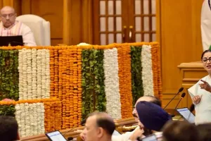 Delhi Budget 2026 : दिल्ली सरकार ने पेश किया 1,03,700 करोड़ का बजट, जानिए सीएम रेखा गुप्ता ने किस सेक्टर को क्या दिया?