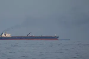 भारत को बड़ी राहत! होर्मुज से होकर एक तेल टैंकर पहुंचा मुंबई, एक अन्य पारादीप की राह पर