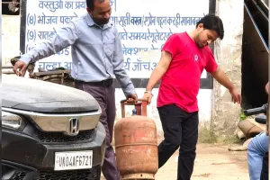 UP: कमर्शियल गैस की बिक्री को मिली हरी झंडी, जंग के चलते लगी थी रोक