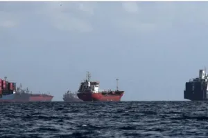 ईरान ने ओमान तेल टैंकर पर दागी मिसाइलें, 15 भारतीय क्रू मेंबर थे मौजूद, नेतन्याहू ने ईरानी जनता से की बगावत की अपील