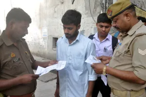 SI भर्ती परीक्षा में पहले दिन 1,26,000 हजार अभ्यर्थी रहे गैर हाजिर... पेपर लीक कराने का फर्जी दावा करने वाले तीन गिरफ्तार, सात टेलीग्राम चैनलों पर मुकदमा