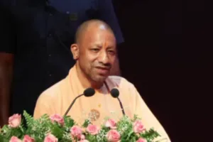 CM योगी ने लॉन्च किया 'निवेश मित्र 3.0', कहा- पहले की सरकारों ने न सिर्फ यूपी का विश्वास तोड़ा बल्कि नौजवानों के सपने भी 