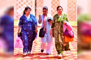 Moradabad: तेज धूप ने बढ़ाई गर्मी, प्याऊ सूखे मिलने से लोग परेशान