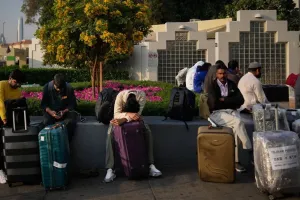 Uttrakhand: खाड़ी देशों में फंसे हुए लोगों का डाटा जुटाएगा जिला प्रशासन