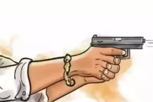  सुलतानपुर में होली पर बवाल:युवकों पर पिस्टल तानने वाले गिरफ्तार, पुलिस ने कब्जे में लिया 