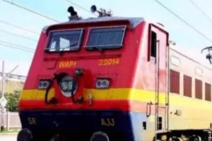 वाराणसी में वरुणा एक्सप्रेस को मिले नए ठहराव: शिवपुर में रुकेगी ट्रेन, यात्रियों को मिलेगी सुविधा